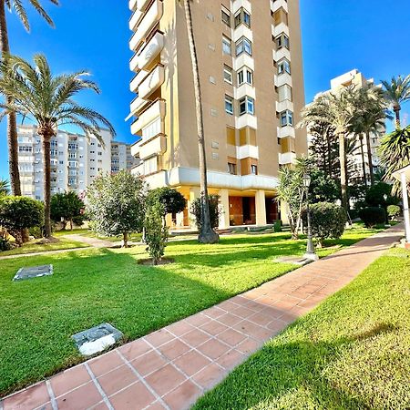 Gorgeous Apartment At The Sea In La Carihuela! Torremolinos Exteriér fotografie